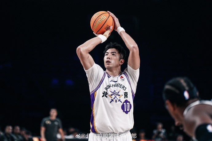 北京控股洲际杯负于NBA发展联盟联队 我们将继续向对手学习